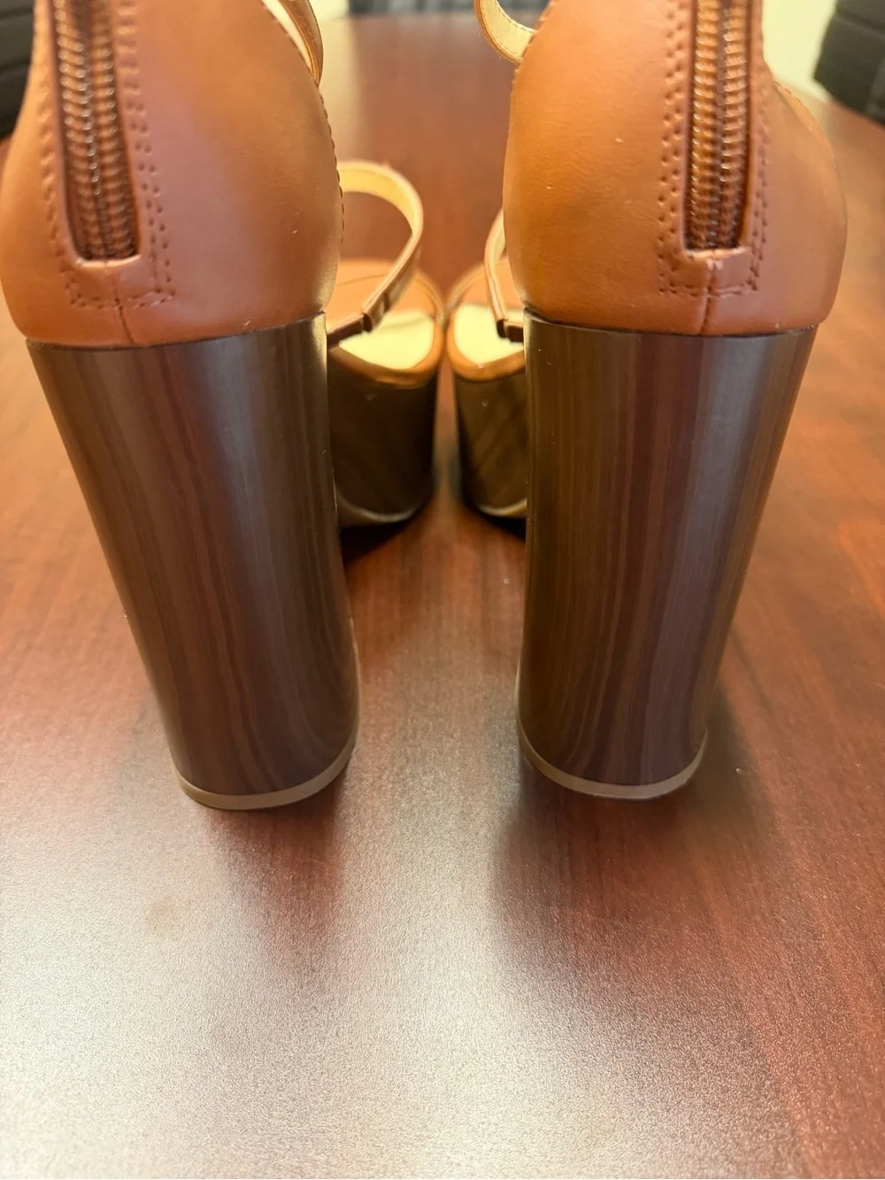 Jessica Simpson Brown Tan Platform Sandals